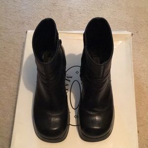 Steve Madden Boot size 6.5
